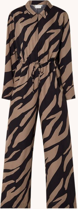 Gestuz BothildeGZ loose fit jumpsuit met halve rits en dierenprint