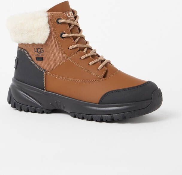 Ugg Yose Fluff snowboot van leer met imitatiebont