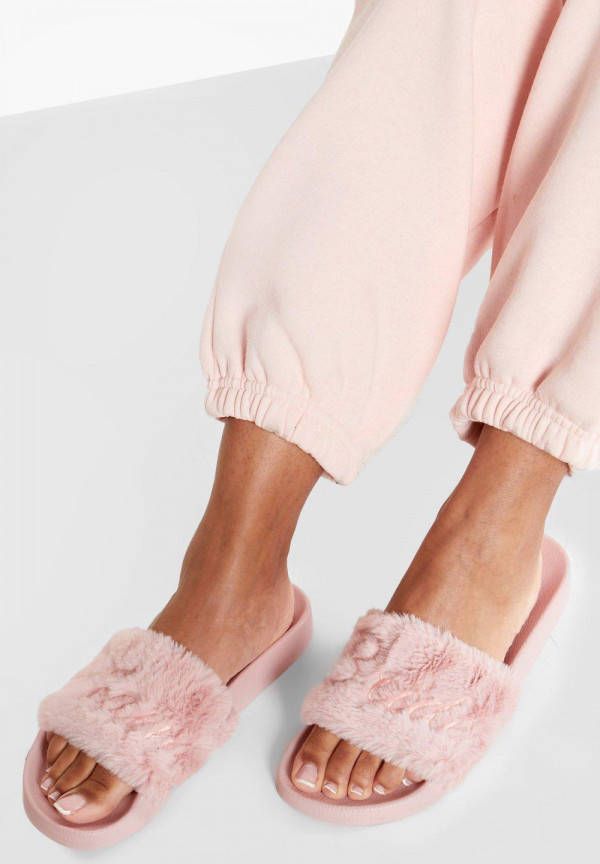 boohoo Faux Fur Team Bride Slippers, Pink