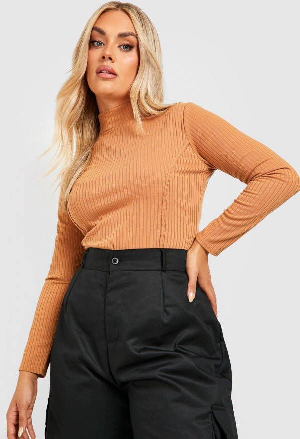 boohoo Plus Geribbelde Corset Top Met Hoge Kraag, Camel