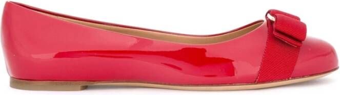 Salvatore Ferragamo Platte schoenen , Rood, Dames