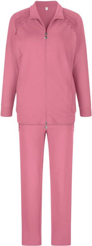 harmony Joggingpak met romantisch kant aan het jasje en de broek Rozenhout