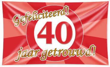 Feestbazaar Gevelvlag 40 Jaar Getrouwd Rood(150x90cm )