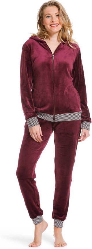Pastunette Velours lounge huispak met rits 'rich bordeaux beauty'